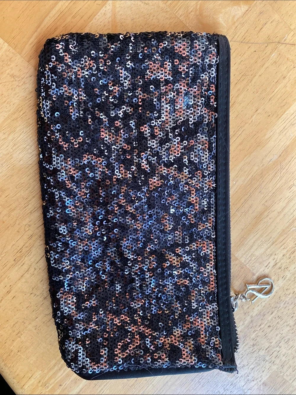 V ! Victoria’s Secret black cosmetic bag